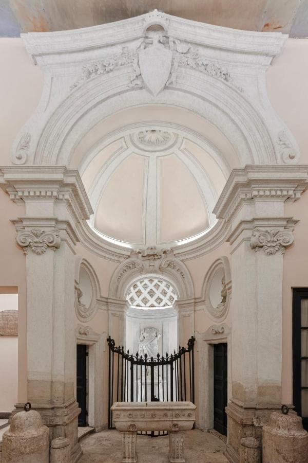 A World Aparts - 21 T. Argentina Rome Luaran gambar